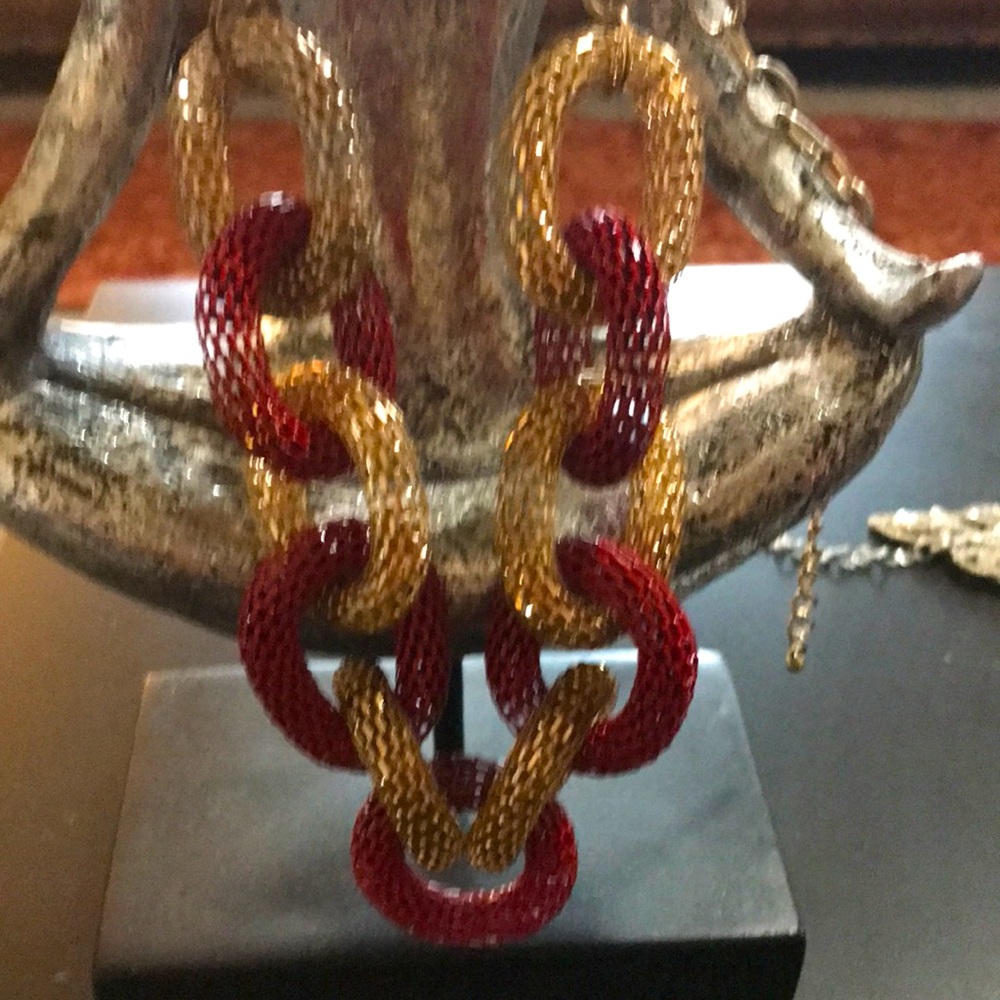 Choker necklace
